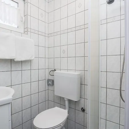 Kikas Appartement Vir